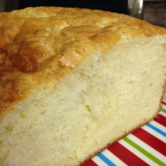 A picture of Cream Cheese Pound Cake.