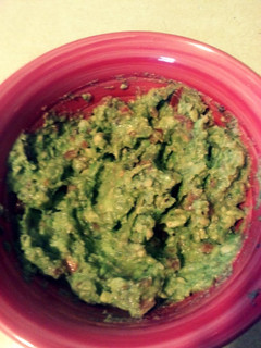 A picture of easy guacamole recipe.