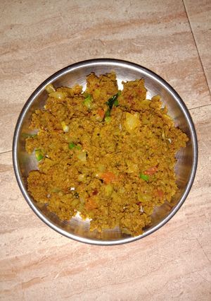 A picture of वघारेल रोटलो.