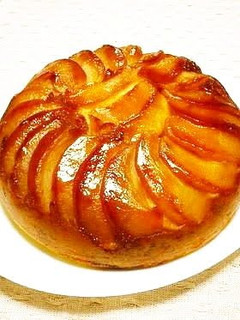 A picture of Cinnamon Apple Cake with Pancake Mix in Rice Cooker.