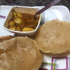 Aloo tamatar ki sabzi A picture of Aloo tamatar ki sabzi.