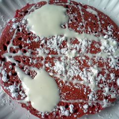 red velvet pancakes A picture of red velvet pancakes.