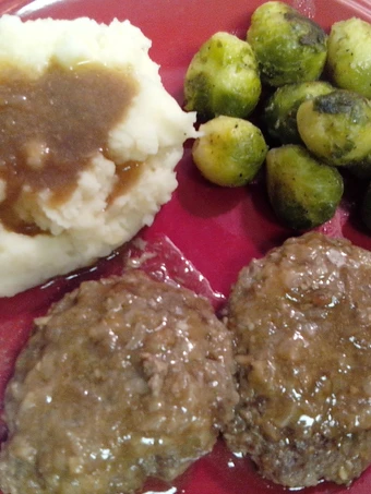 Easy Steps to Make Salisbury steak and onion gravy the Can Spoil the Tongue Tasty