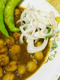 ઢાબા સ્ટાઈલ પંજાબી છોલે (Punjabi Chole recipe in Gujarati ) રેસીપી મુખ્ય ફોટો