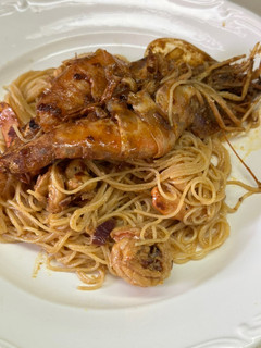 Una foto de Pasta pelo de ángel con camarones a la sonorense