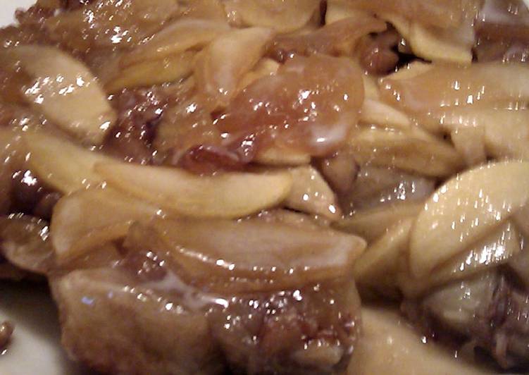 * Upside-down Cinnamon Apple Coffee Cake * * Upside-down Cinnamon Apple Coffee Cake *