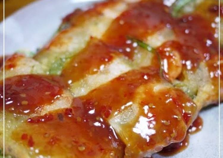 How to Prepare Perfect Tender &amp; Spongy, Chrysanthemum Greens Taiwanese Shrimp Omelette