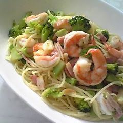 A picture of Shrimp and Broccoli Pasta.