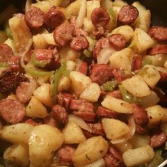 A picture of Sausage and Potatoes.