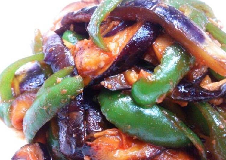 Recipe of Homemade Eggplant &amp; Green Pepper Gochujang Stir-fry