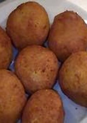 A picture of relleno de papa ( stuffed potato).
