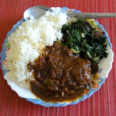 A picture of Rice, spinach and liver. #localfoodcontest_mombasa.