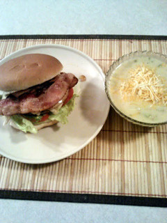 A picture of Fya turkey burger.