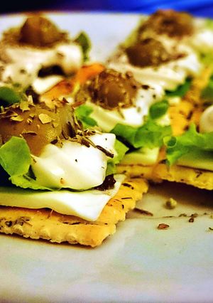 A picture of Olive salad crackers.