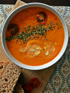 Una foto de Sopa de tomate fácil