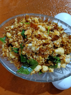 கொத்து இட்லி (மதுரை ஃபேமஸ்) செய்முறை முக்கிய புகைப்படம்