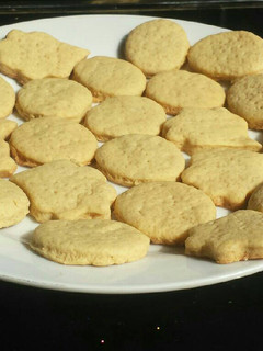 A picture of Citrus cookies.