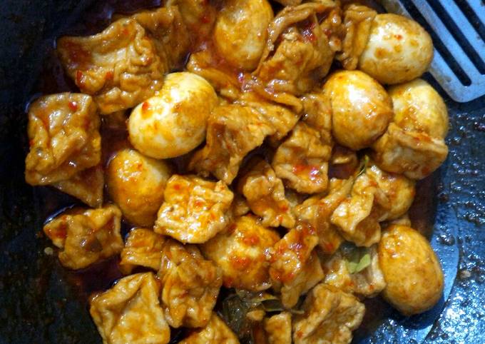 Standar Resep gampang membuat Telur Tahu Bumbu Bali (TeTaBuBa)  enak