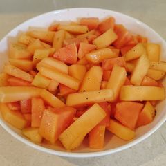 A picture of Muskmelon and papaya salad.