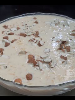 केसर बादाम चावल की खीर (kesar badam chawal ki kheer recipe in Hindi) रेसिपी मुख्य फोटो