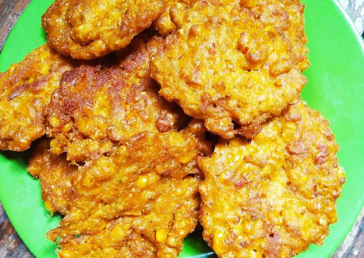 Bagaimana memasak Perkedel Jagung Sederhana Anti Gagal