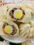 Steamed Pork Buns with Quail Eggs (Bánh bao nhân thịt trứng cút)