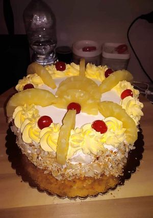 Una foto de Torta de piña y coco