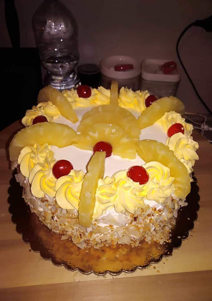 Una foto de Torta de piña y coco