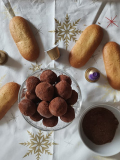 Una foto de Trufas de tiramisú