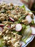 Insalata con tofu alle erbe