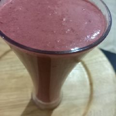 StarBerry smoothie A picture of StarBerry smoothie.