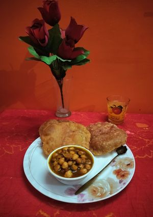 A picture of Kabuli chana masala.