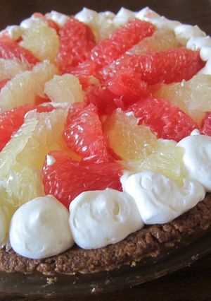 A picture of Grapefruit Almond Tart.