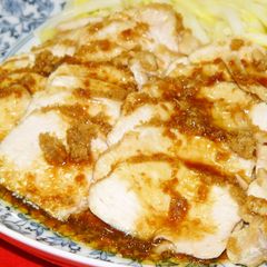 A picture of Ginger Sauce Chicken in the Microwave.