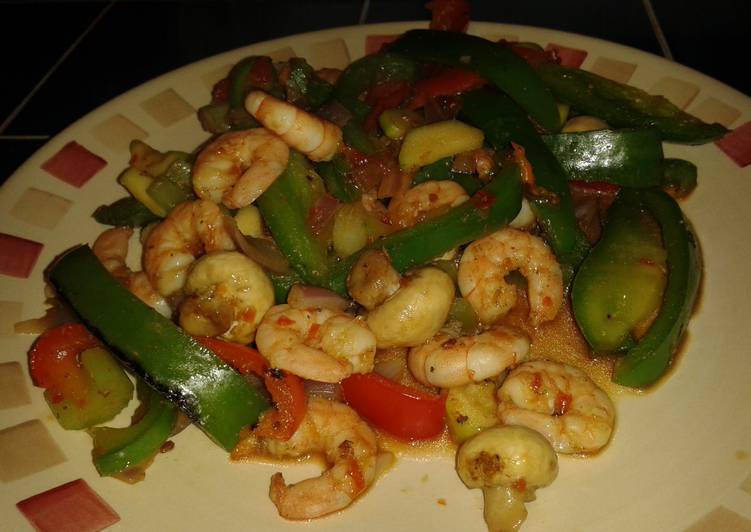 Recipe of Any-night-of-the-week Low fat chilli king prawn stir fry