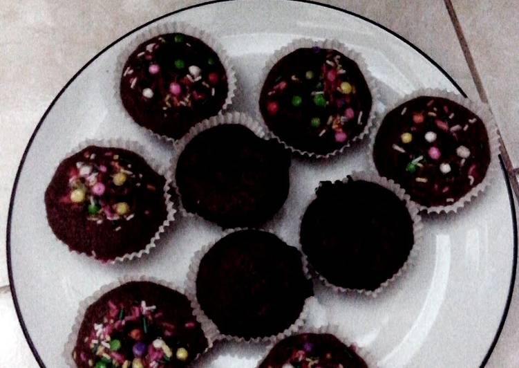 Step-by-Step Guide to Make Homemade bom chocolate cup cakes