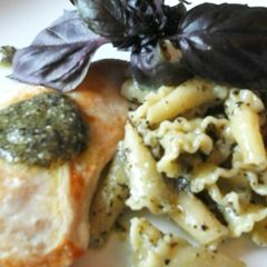 A picture of Pesto Sauce.