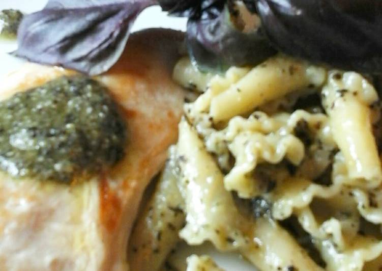 Recipe of Quick Pesto Sauce