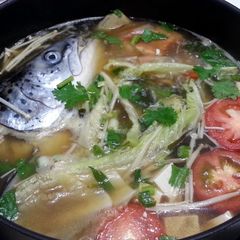 A picture of Salmon Hotpot in Chinese Herbal Soup.