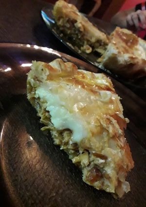 Una foto de Tarta de pollo y queso