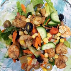 A picture of Pam's Salad with shrimp....