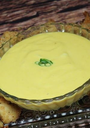 A picture of Honey mustard!.