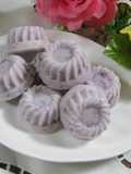 Milky Ice Cream with Yogurt and Jam