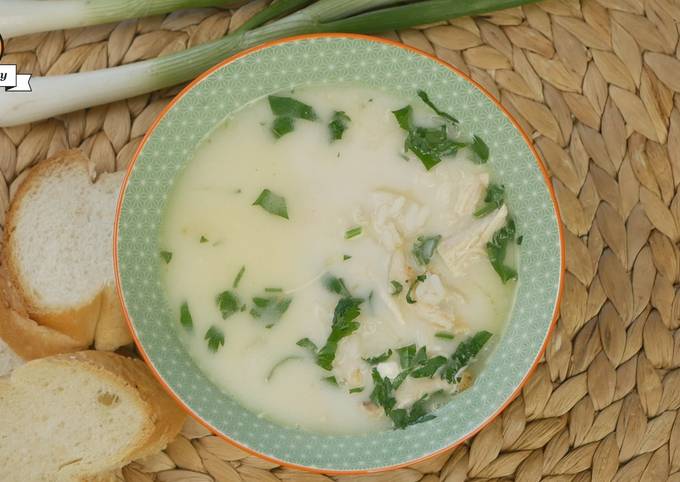 Английский куриный суп с сыром — сытное и питательное первое блюдо