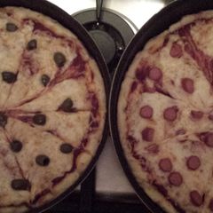 A picture of pizza.