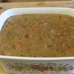 A picture of Chanterelle Turkey Gravy.
