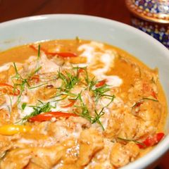 A picture of Chicken with coconut milk.