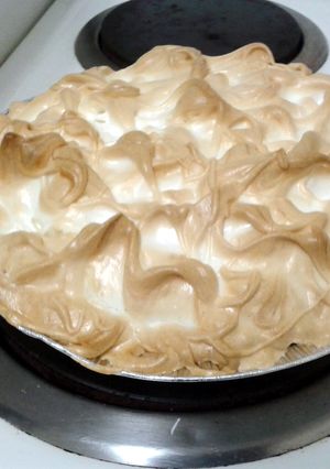 A picture of Kerry's Easy as Pie Lemon Meringue.