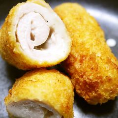 A picture of Crispy Cheese & Chicken Tender Cutlets.