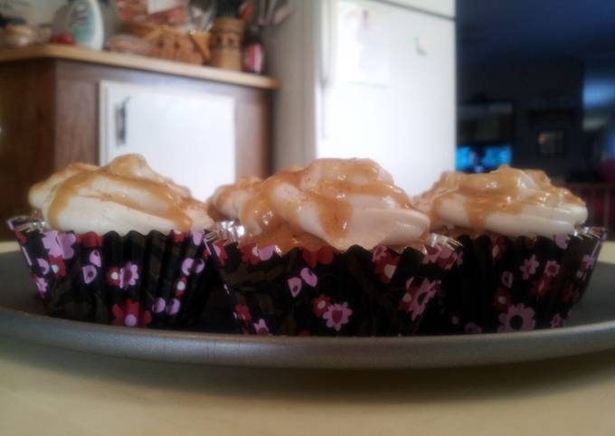 Bananas foster cupcakes